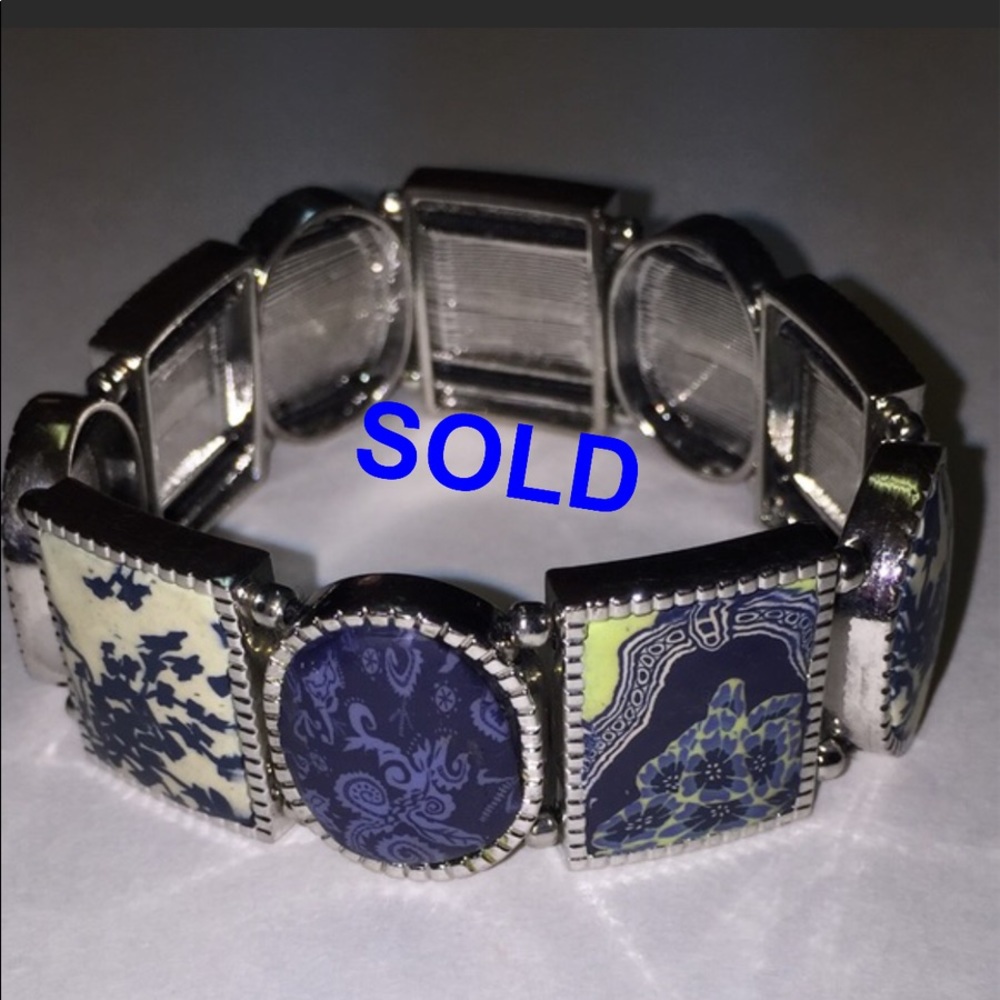 1700's Pattern Blue/Ivory/Silver tone stretch